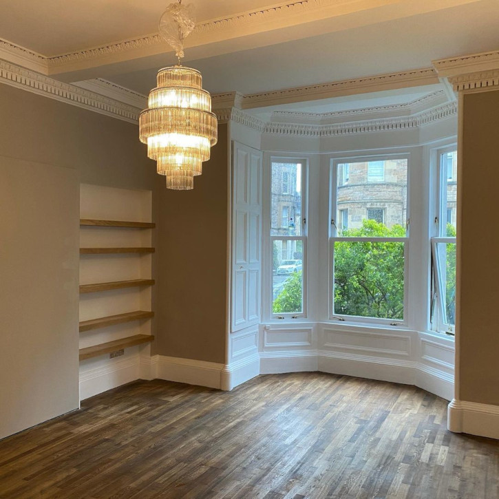 Finished bay window living room decorated in Edinburgh